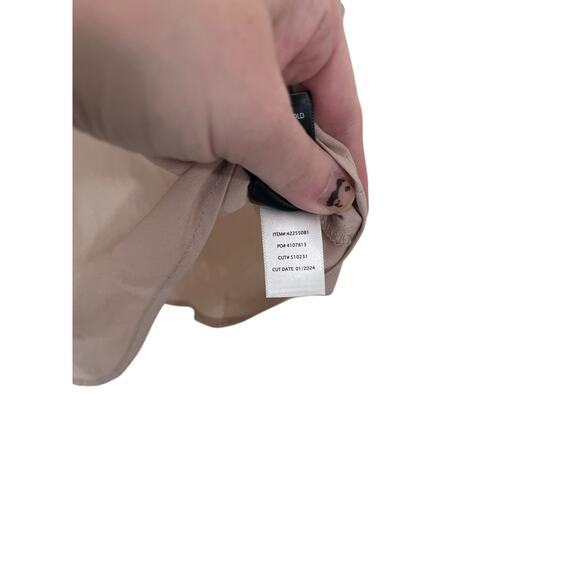 Torrid Womens Harper Collard 3/4 Sleeve Blouse Neutral Mushroom Size 3X - Picture 4 of 6